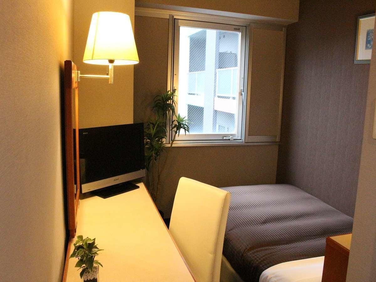 Hotel Livemax Budget Hiratsuka Ekimae Екстериор снимка