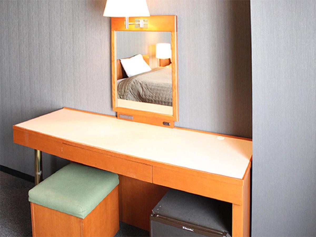 Hotel Livemax Budget Hiratsuka Ekimae Екстериор снимка