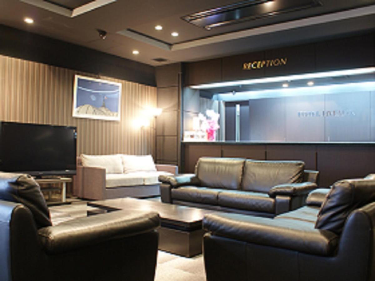 Hotel Livemax Budget Hiratsuka Ekimae Екстериор снимка