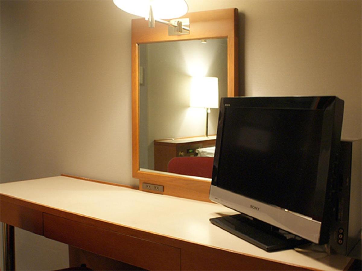 Hotel Livemax Budget Hiratsuka Ekimae Екстериор снимка