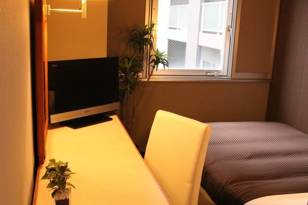 Hotel Livemax Budget Hiratsuka Ekimae Екстериор снимка