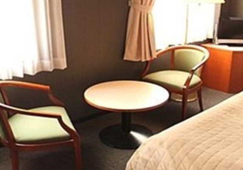 Hotel Livemax Budget Hiratsuka Ekimae Екстериор снимка